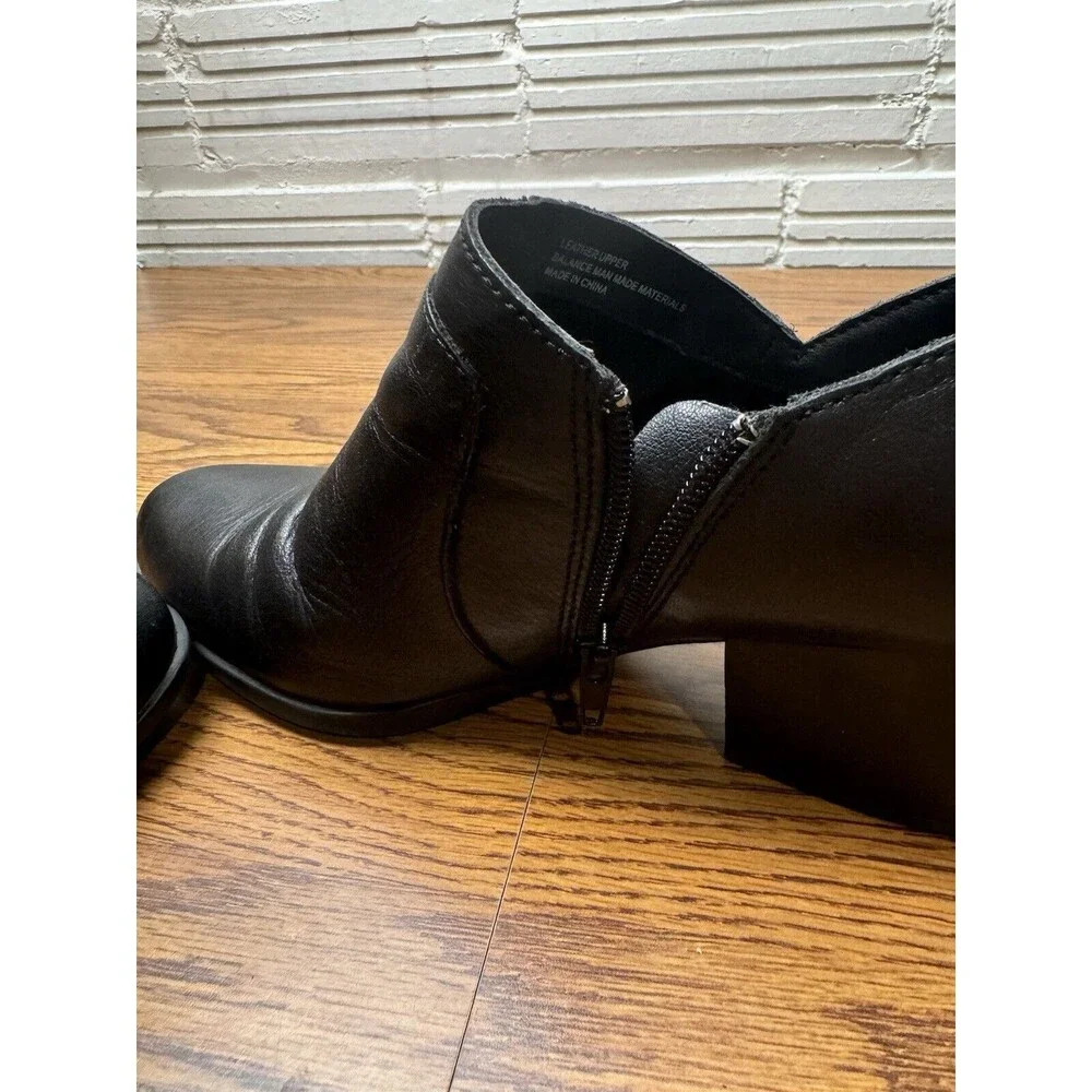 Born Caley Leather Booties Womens 8.5M‎ Dark Brown Stacked Heel